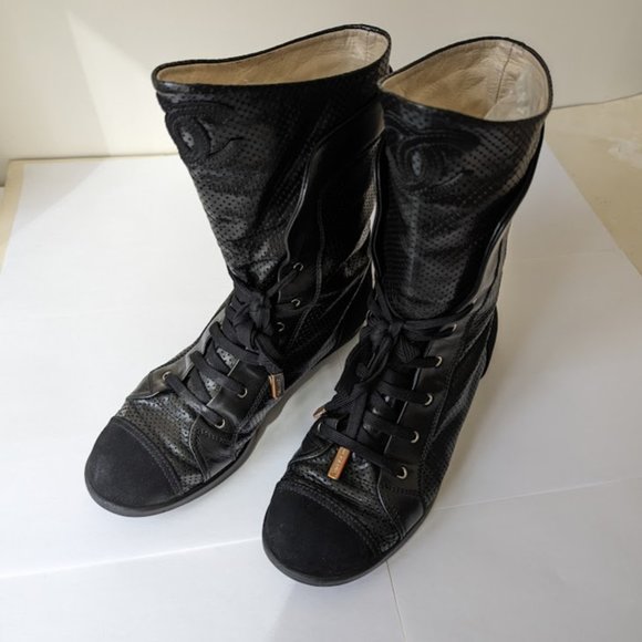 Chanel leather with suede Botties Black size 39 IT. - Picture 1 of 12